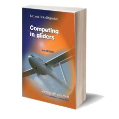 Competing in Gliders: by Leo and Ricky Bridliadoori