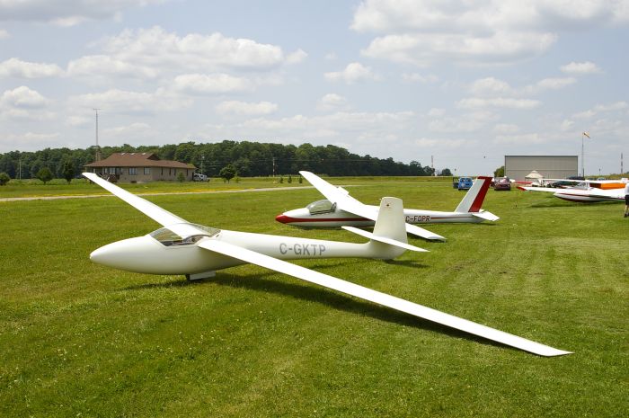 Learn to Fly Gliders - SOSA Gliding Club