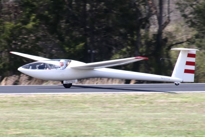 DG Flugzeugbau DG-100